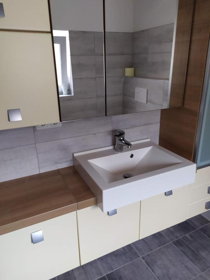 Atzbach Ferienwohnung מראה חיצוני תמונה